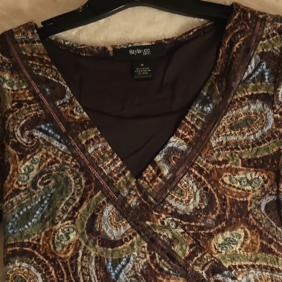 Top - Picture 3 of 3